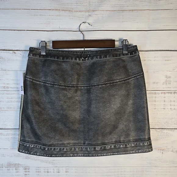 NWT SO Vintage Black Style Faux Leather Zip Front Mini Skirt Size 13 Juniors - Picture 2 of 5